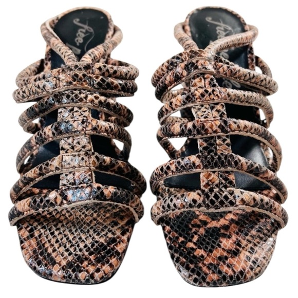 FREE PEOPLE - NEW Colette Cinched Heel in Python, Brown/ Black Size EU38 (7.5-8) - Picture 2 of 8